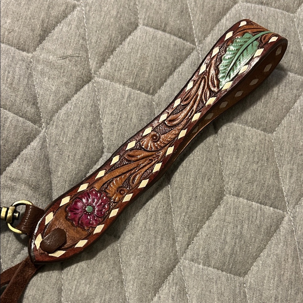 American Darling Wristlet - Picture 3 of 6